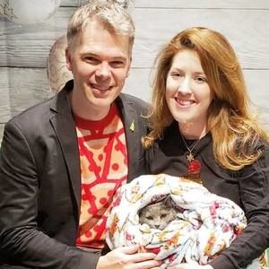 Meet your Posher, Robin